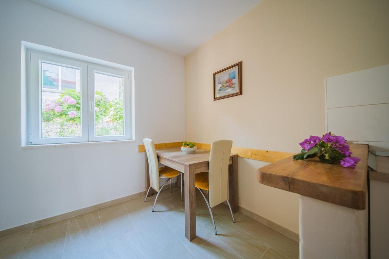 Apartments By The Sea Lumbarda, Korcula - 4446 ภายนอก รูปภาพ